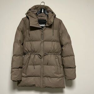 Rains taupe puffer coat sz xs xsmall worn once